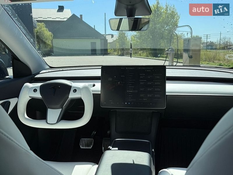 Внедорожник / Кроссовер Tesla Model Y 2021 в Старой Выжевке