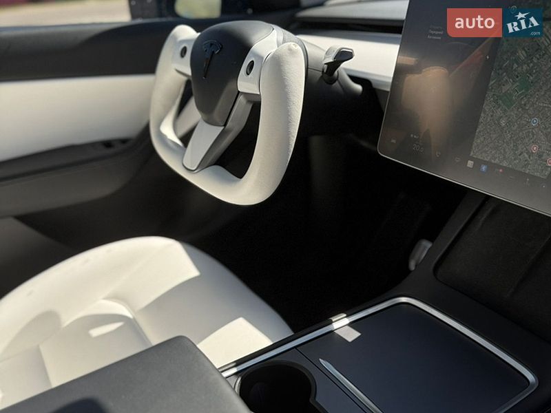 Внедорожник / Кроссовер Tesla Model Y 2021 в Старой Выжевке