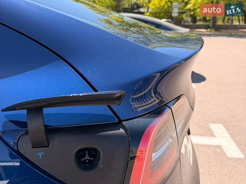 Позашляховик / Кросовер Tesla Model Y 2020 в Кременчуці