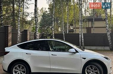 Внедорожник / Кроссовер Tesla Model Y 2021 в Киеве