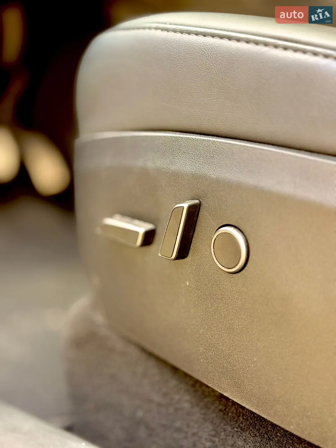2024 Tesla Model Y - мініатюра 52