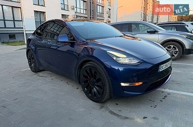 Внедорожник / Кроссовер Tesla Model Y 2021 в Львове