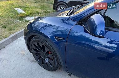 Внедорожник / Кроссовер Tesla Model Y 2021 в Львове