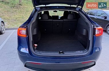 Внедорожник / Кроссовер Tesla Model Y 2021 в Львове