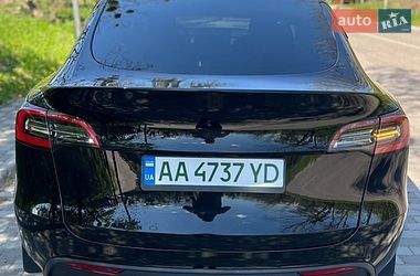 Внедорожник / Кроссовер Tesla Model Y 2021 в Киеве