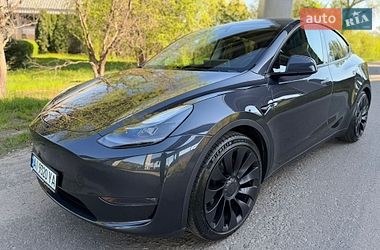 Позашляховик / Кросовер Tesla Model Y 2024 в Києві