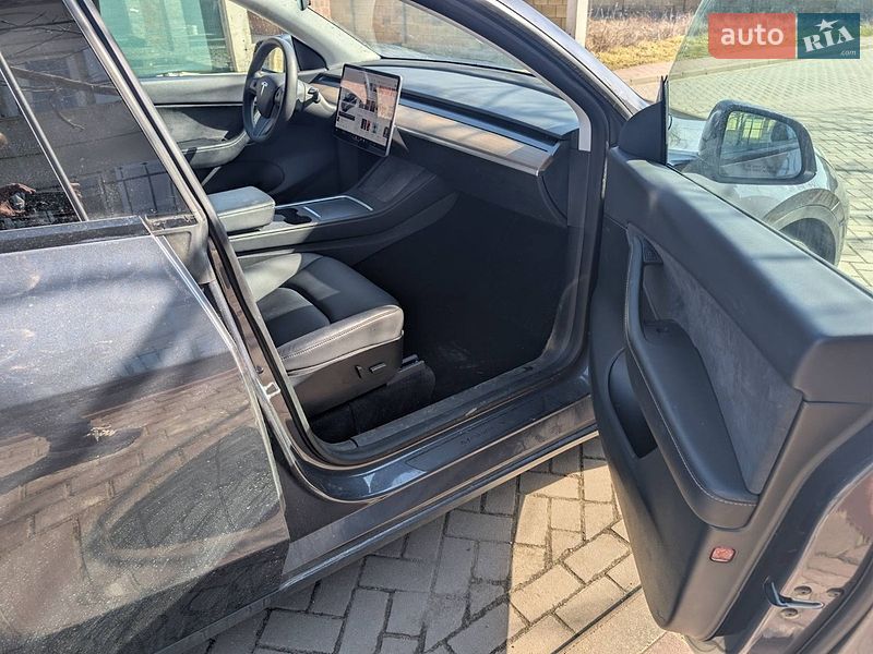 Внедорожник / Кроссовер Tesla Model Y 2021 в Одессе