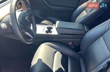 Внедорожник / Кроссовер Tesla Model Y 2021 в Киеве