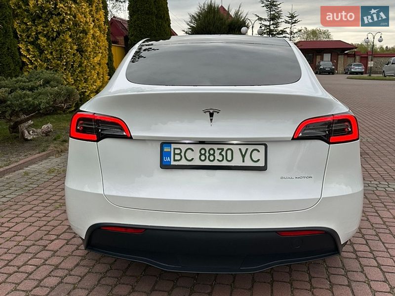 Внедорожник / Кроссовер Tesla Model Y 2024 в Львове