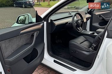 Внедорожник / Кроссовер Tesla Model Y 2024 в Львове