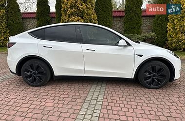 Внедорожник / Кроссовер Tesla Model Y 2024 в Львове