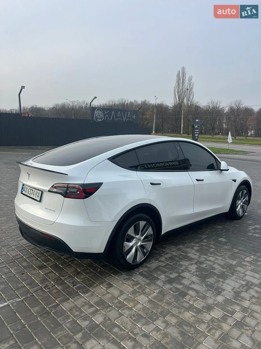 2023 Tesla Model Y - мініатюра 4