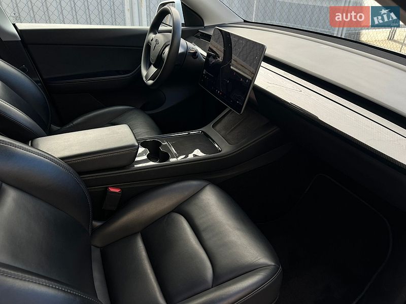 Внедорожник / Кроссовер Tesla Model Y 2020 в Виннице