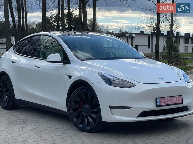 Внедорожник / Кроссовер Tesla Model Y 2021 в Одессе