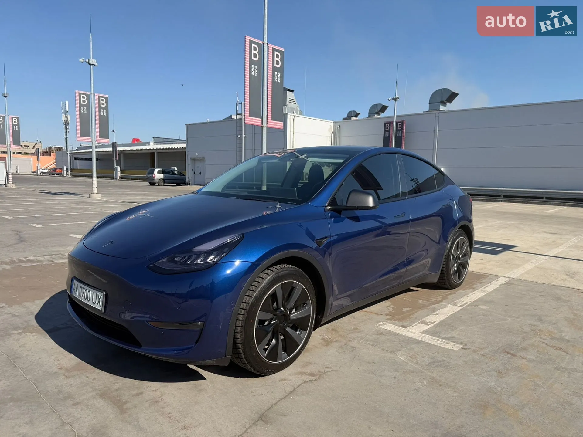 2021 Tesla Model Y - мініатюра 4