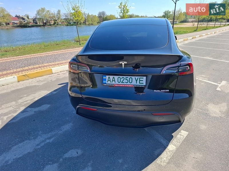 Позашляховик / Кросовер Tesla Model Y 2022 в Ірпені