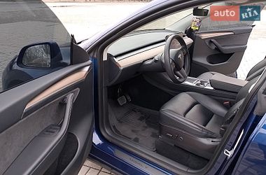 Внедорожник / Кроссовер Tesla Model Y 2023 в Днепре