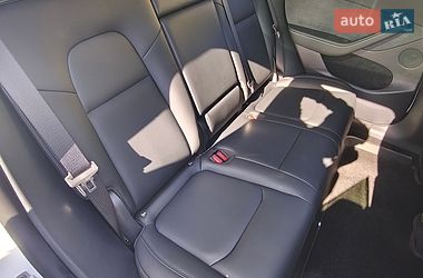 Внедорожник / Кроссовер Tesla Model Y 2022 в Киеве