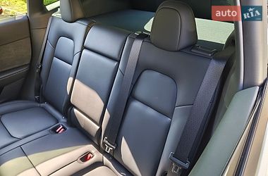 Внедорожник / Кроссовер Tesla Model Y 2022 в Киеве