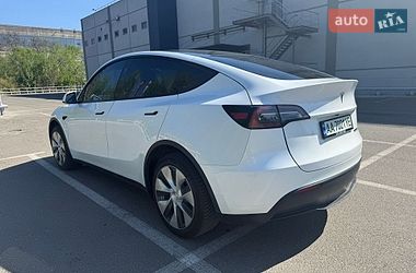 Внедорожник / Кроссовер Tesla Model Y 2023 в Киеве