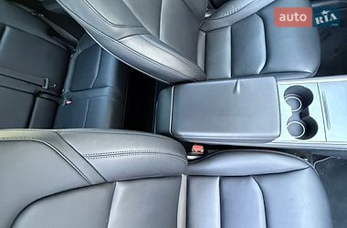 Внедорожник / Кроссовер Tesla Model Y 2023 в Киеве