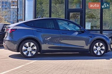 Внедорожник / Кроссовер Tesla Model Y 2024 в Львове