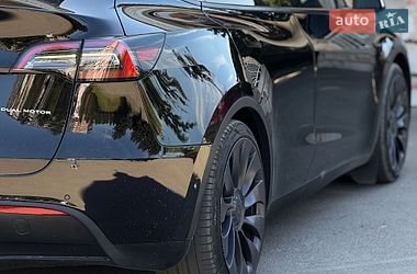 Внедорожник / Кроссовер Tesla Model Y 2022 в Тернополе