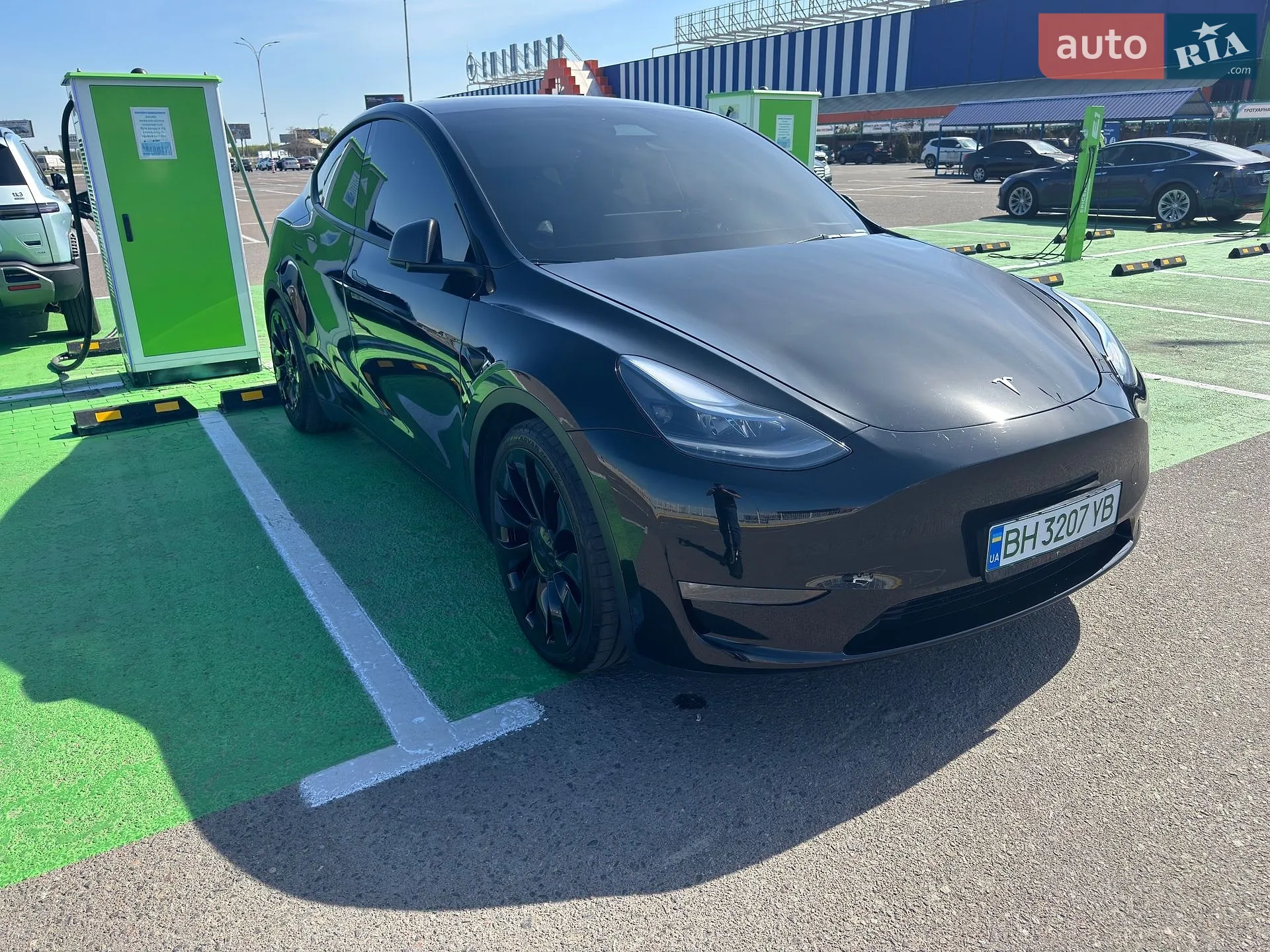 2023 Tesla Model Y - мініатюра 19