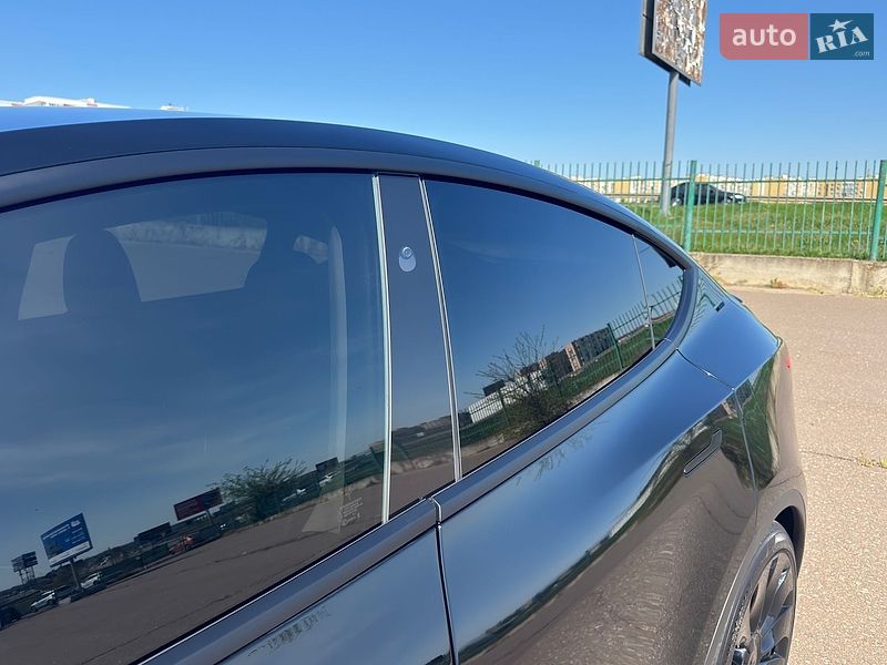 Внедорожник / Кроссовер Tesla Model Y 2023 в Одессе