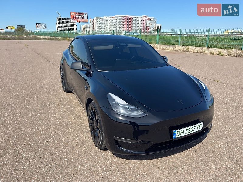 Внедорожник / Кроссовер Tesla Model Y 2023 в Одессе