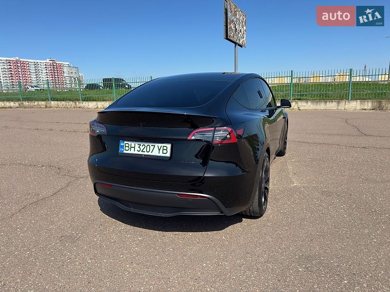 Внедорожник / Кроссовер Tesla Model Y 2023 в Одессе