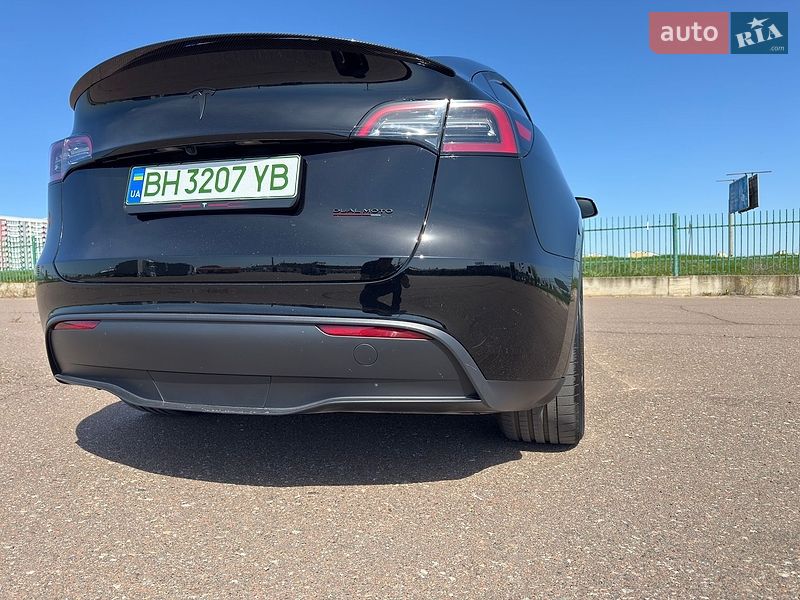 Внедорожник / Кроссовер Tesla Model Y 2023 в Одессе