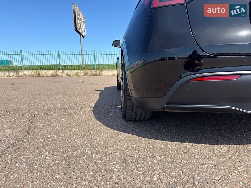 Внедорожник / Кроссовер Tesla Model Y 2023 в Одессе