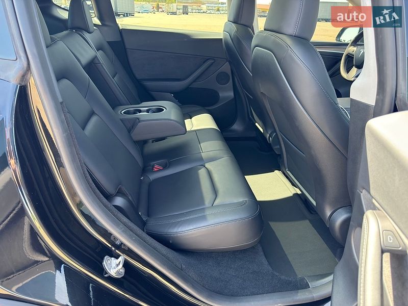 Внедорожник / Кроссовер Tesla Model Y 2023 в Одессе