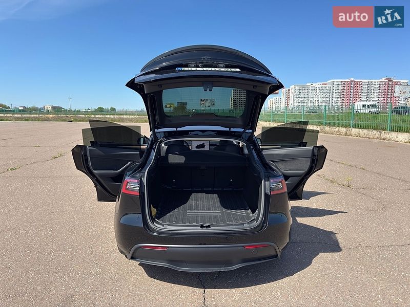 Внедорожник / Кроссовер Tesla Model Y 2023 в Одессе
