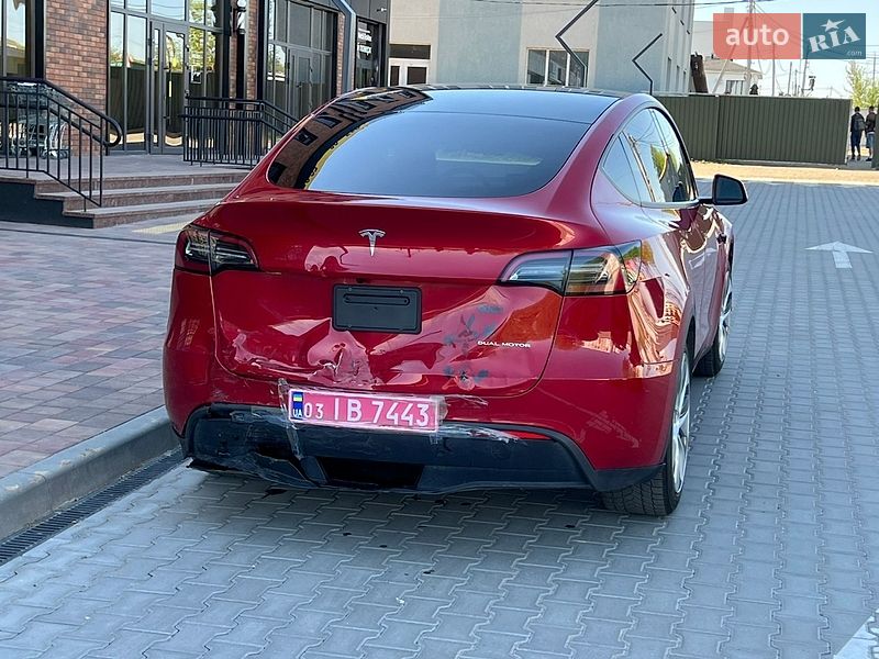 Внедорожник / Кроссовер Tesla Model Y 2023 в Виннице