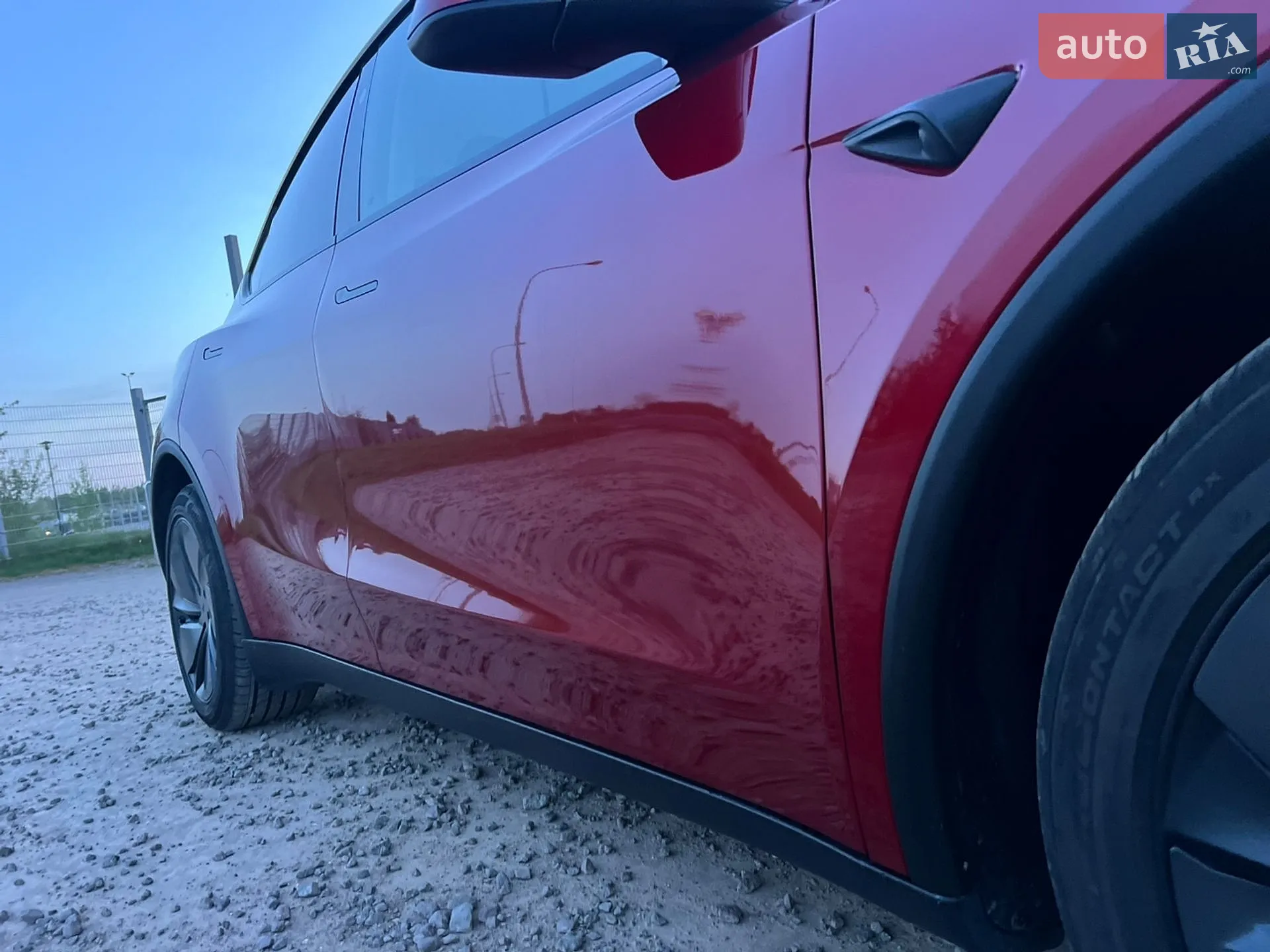 2025 Tesla Model Y - мініатюра 17
