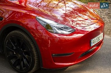 Внедорожник / Кроссовер Tesla Model Y 2021 в Киеве