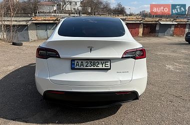 Внедорожник / Кроссовер Tesla Model Y 2021 в Киеве