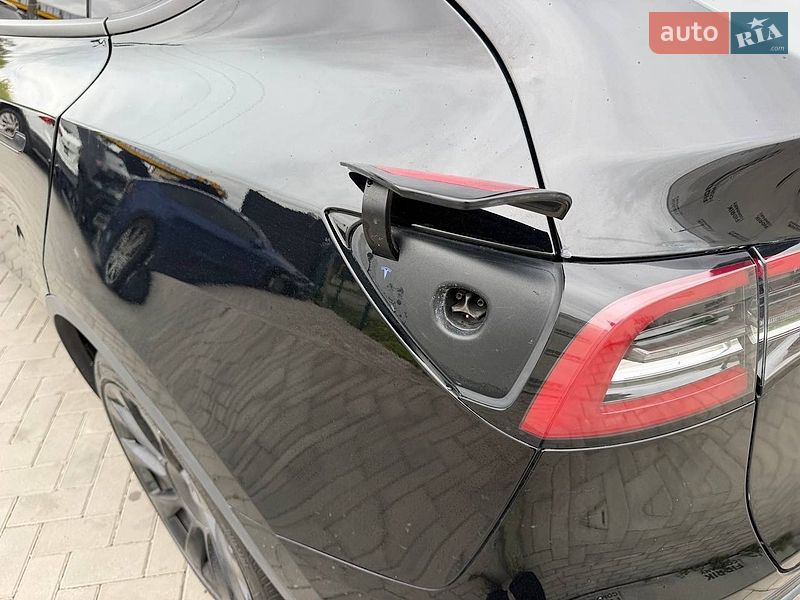 Внедорожник / Кроссовер Tesla Model Y 2022 в Луцке