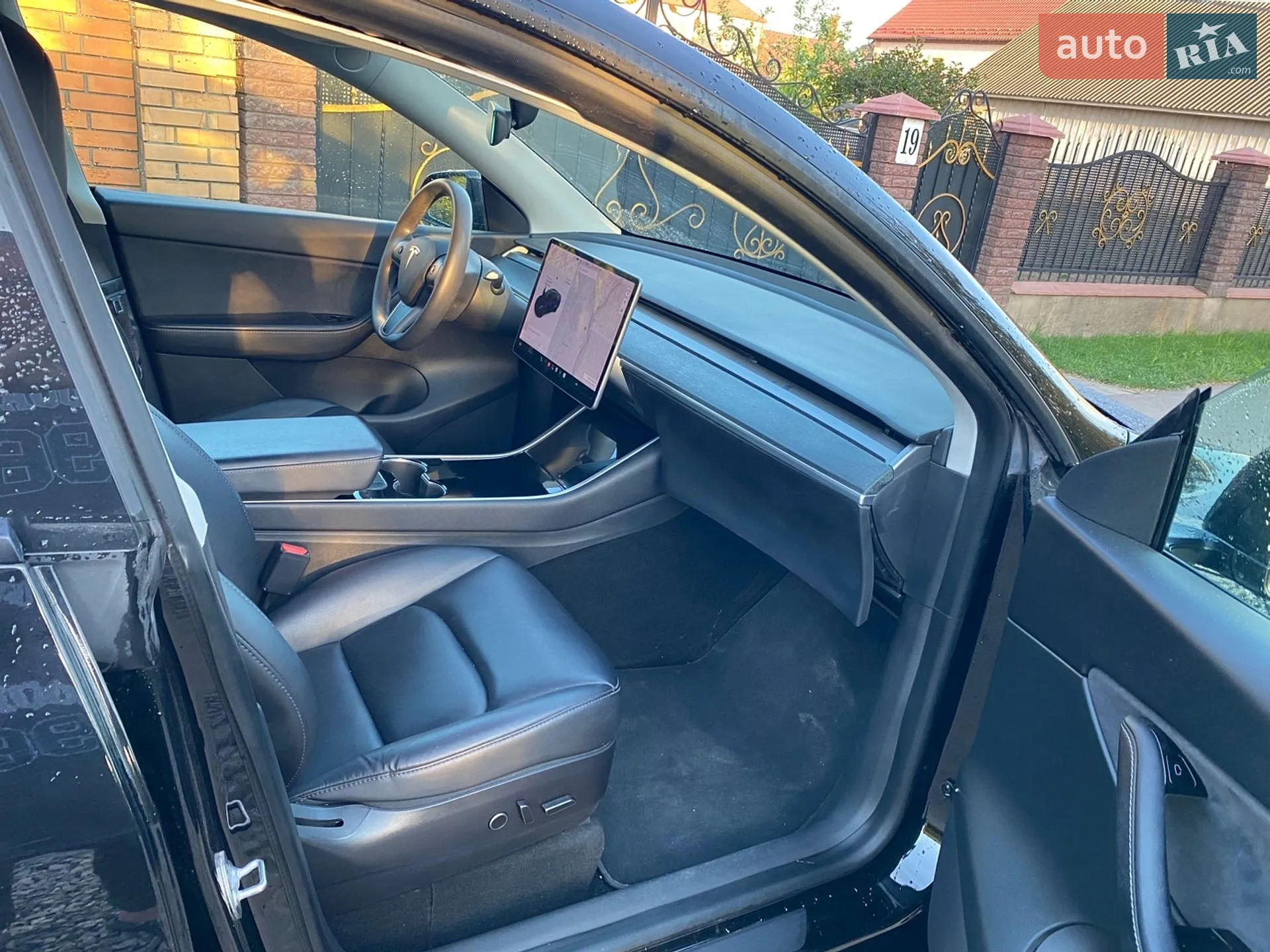 2020 Tesla Model Y - мініатюра 6