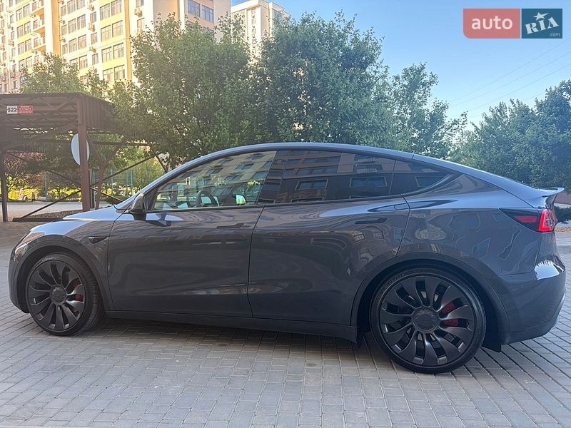 Внедорожник / Кроссовер Tesla Model Y 2022 в Одессе