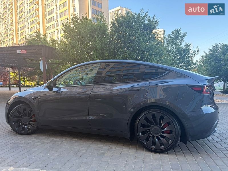 Внедорожник / Кроссовер Tesla Model Y 2022 в Одессе