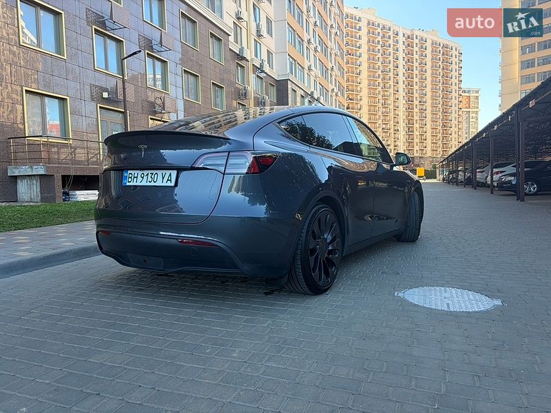 Внедорожник / Кроссовер Tesla Model Y 2022 в Одессе