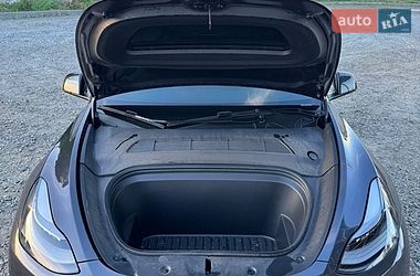 Внедорожник / Кроссовер Tesla Model Y 2024 в Самборе