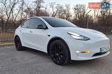 Внедорожник / Кроссовер Tesla Model Y 2021 в Днепре