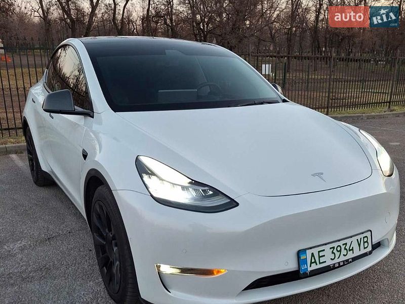 Внедорожник / Кроссовер Tesla Model Y 2021 в Днепре