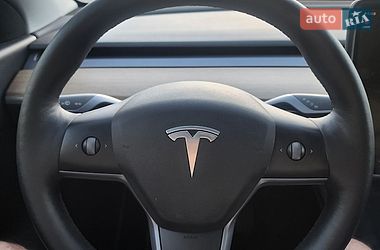 Внедорожник / Кроссовер Tesla Model Y 2022 в Киеве