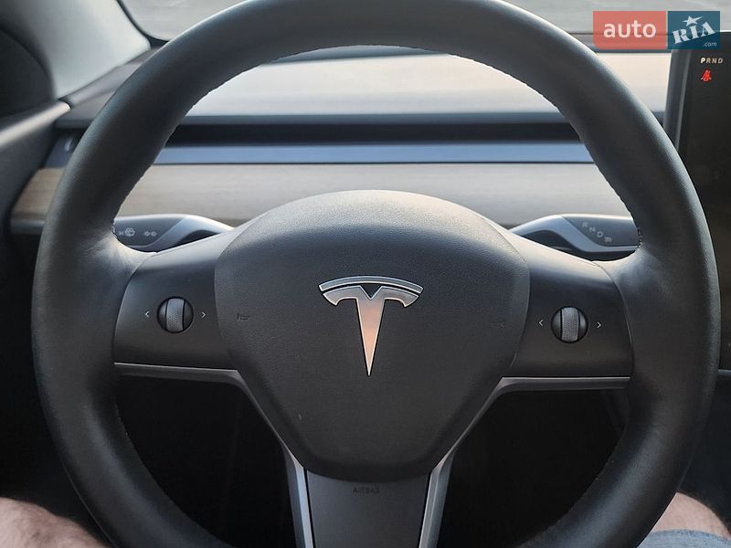 Внедорожник / Кроссовер Tesla Model Y 2022 в Киеве