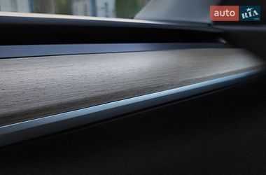 Внедорожник / Кроссовер Tesla Model Y 2022 в Киеве